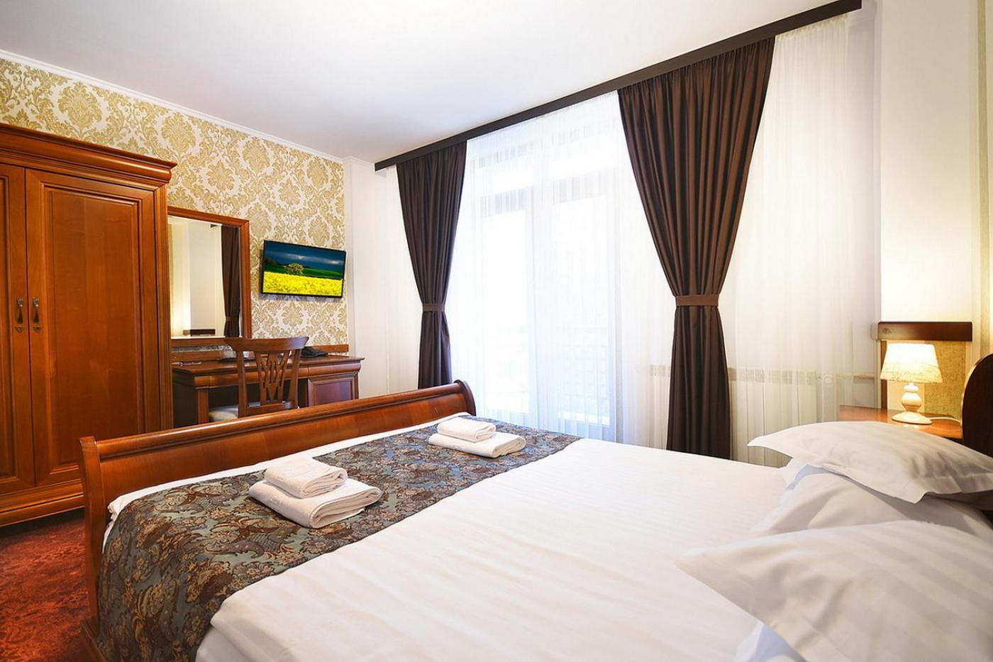 Hotel Moldavia Slănic-Moldova Zewnętrze zdjęcie