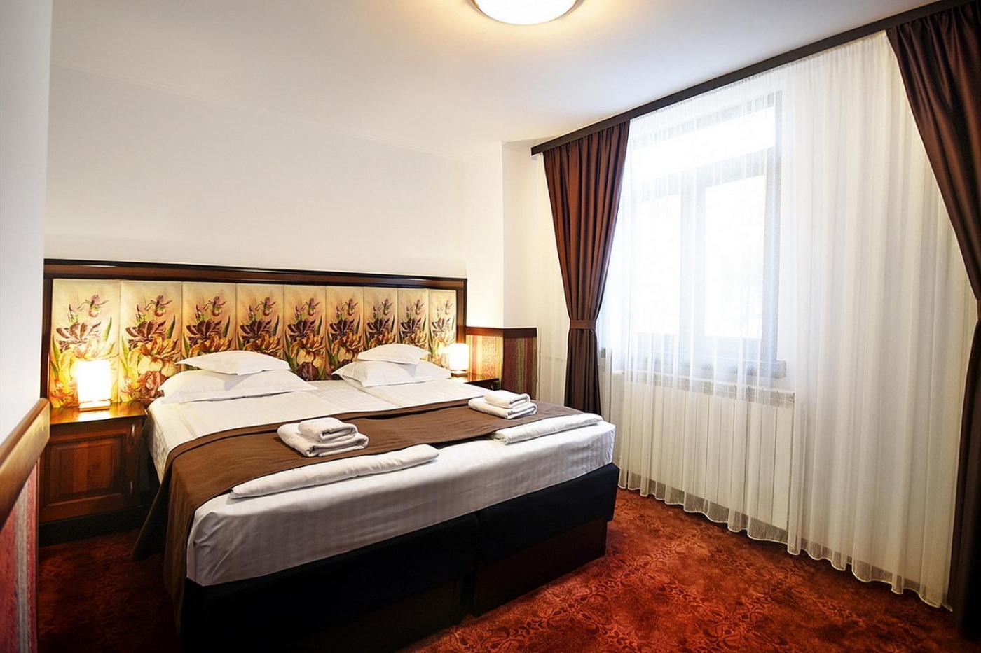 Hotel Moldavia Slănic-Moldova Zewnętrze zdjęcie